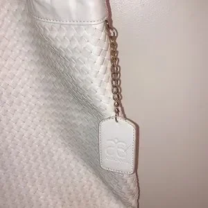 Arbonne | Bags | Arbonne Basketweave Design White Backpack  display picture 3